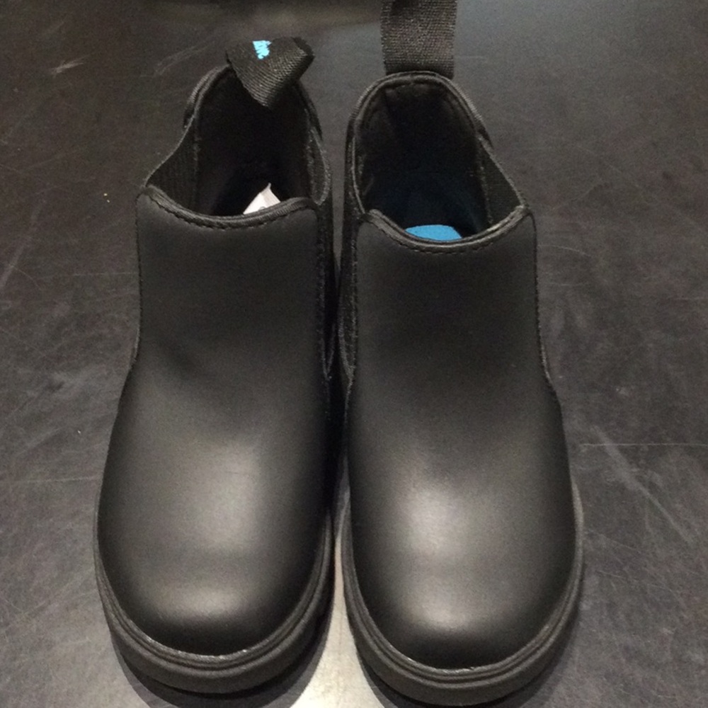 Native Kensington boot NIB NWT